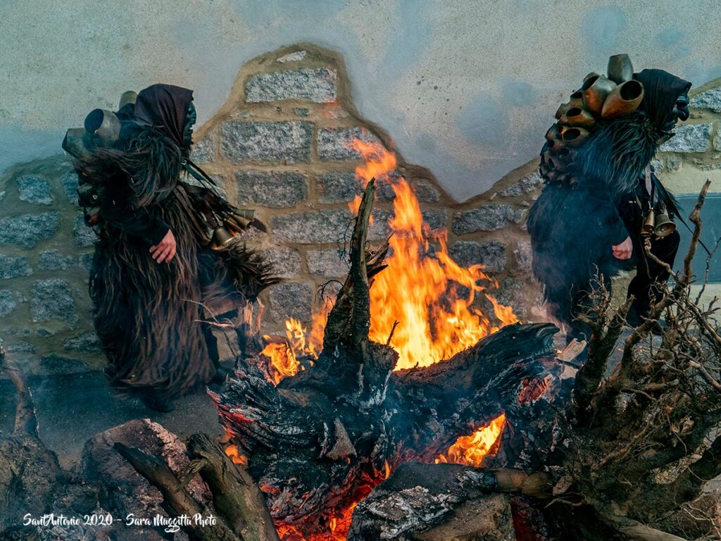 Carnevale di Mamoiada: riti e tradizioni millenarie nel cuore della Barbagia